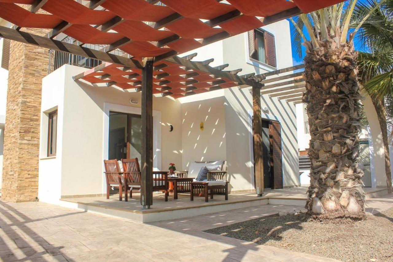 Unique Beach Luxurious Villas Ayia Napa Esterno foto