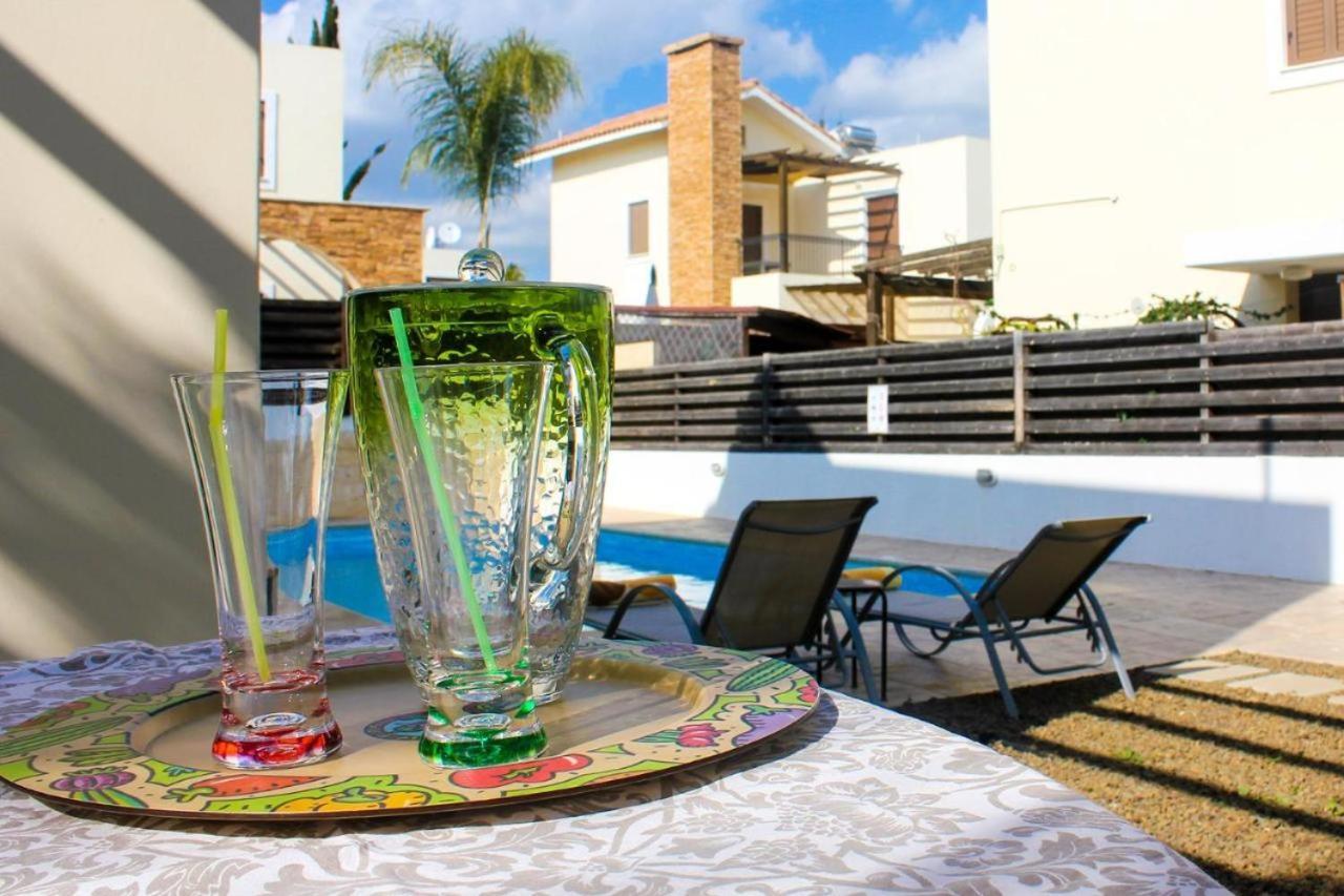 Unique Beach Luxurious Villas Ayia Napa Esterno foto