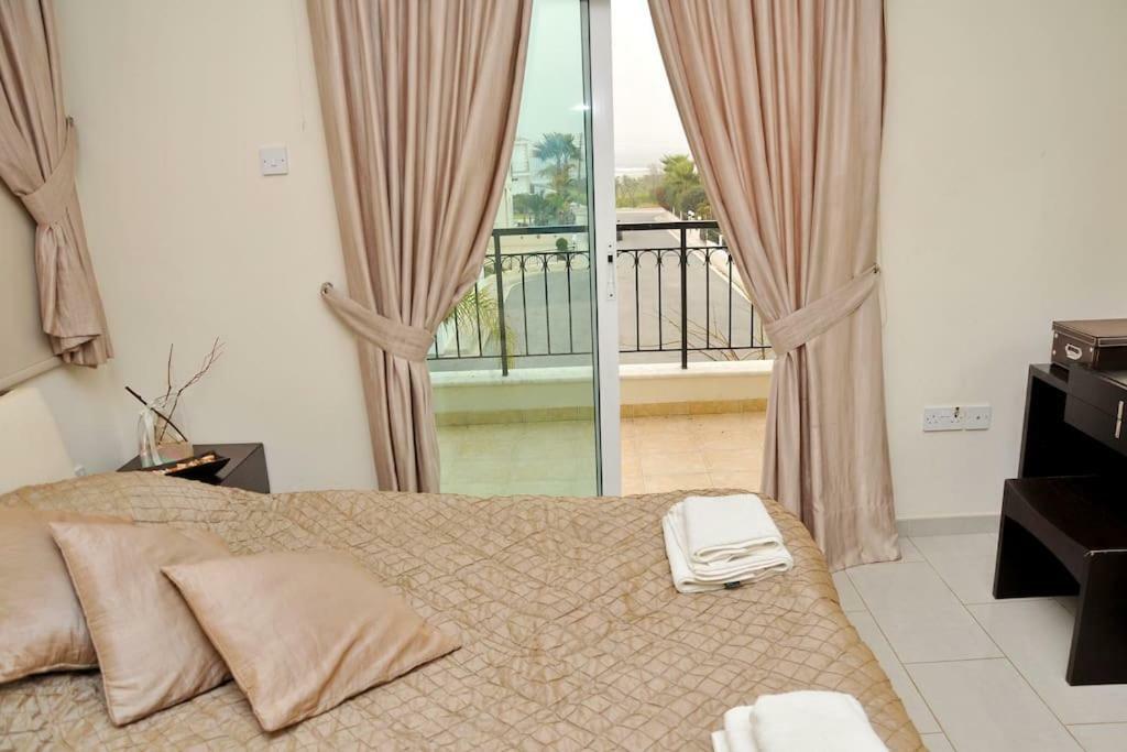 Unique Beach Luxurious Villas Ayia Napa Esterno foto